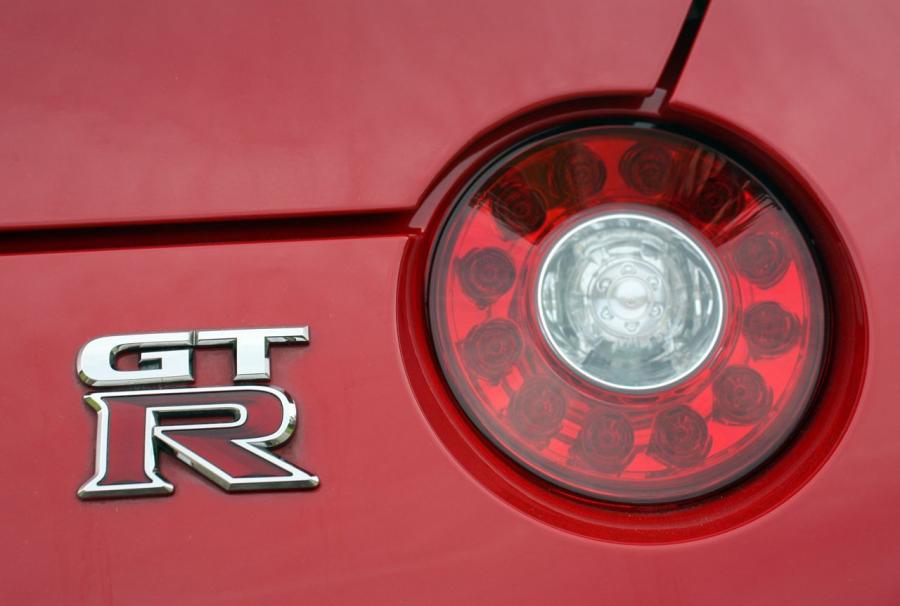  Nissan GT-R Black Edition 2013 года  (фото 17 из 18)